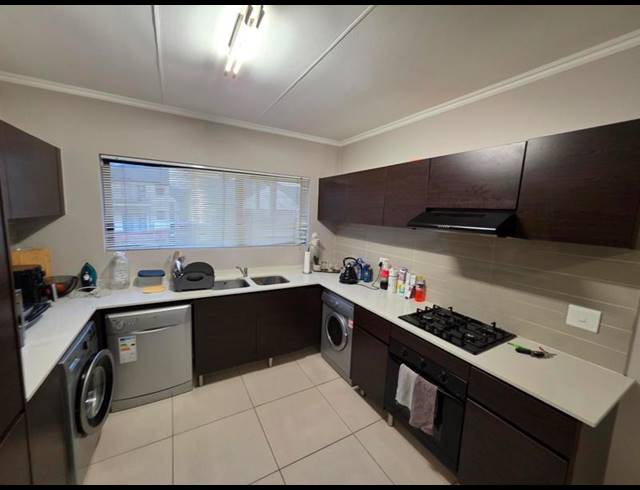 2 BEDROOM APARTMENT FOR SALE IN KYALAMI